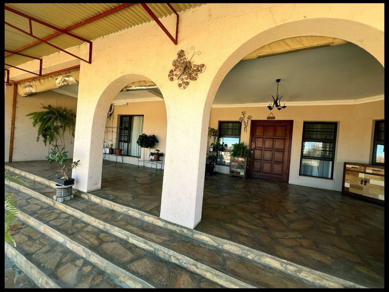 Omaruru Wildlife Estate, Omaruru:  Lifestyle Smallholding WITH ELABORATE Home is for Sale - Photo 5