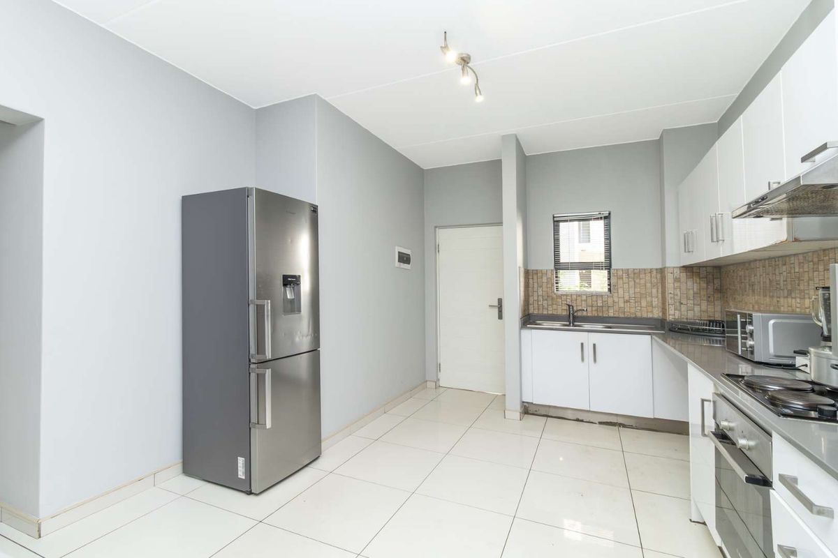 YOUR NEXT CHAPTER AWAITS YOU. - Photo 3