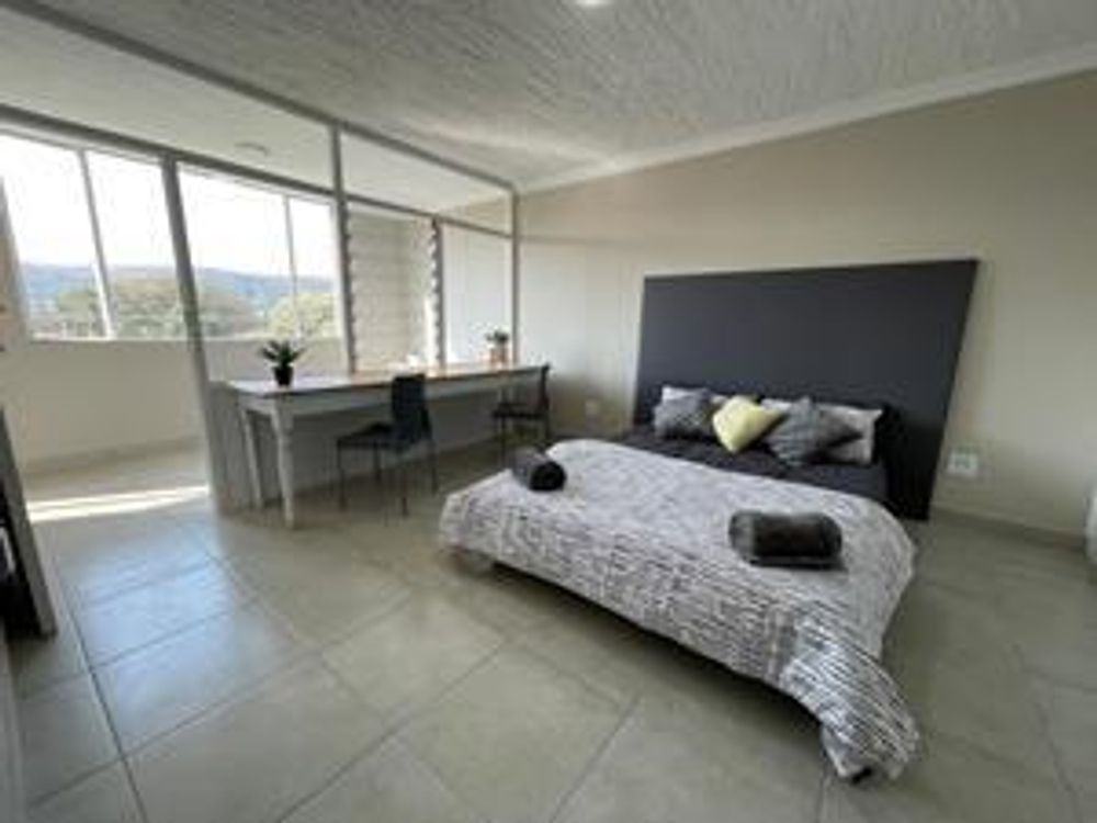 Main Bedroom – Spacious