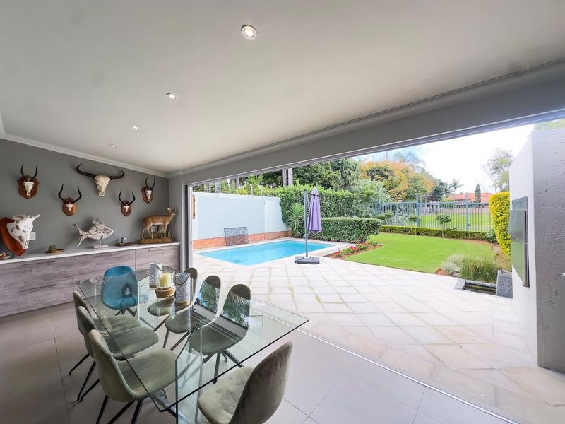 4 Bedroom Family Home With A Study In Taemane Golf View Estate - Photo 4