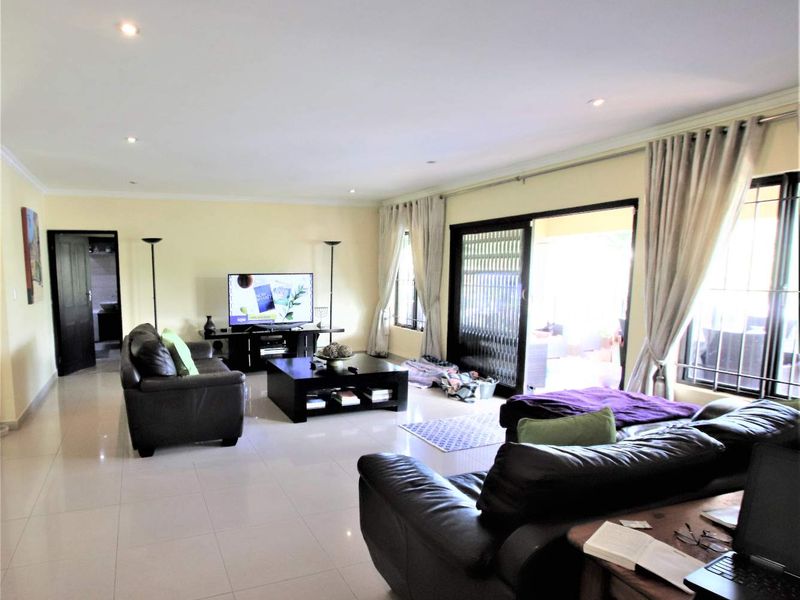 Hendra Estates - Pet Friendly 3 Bedroom Townhouse for Sale!! - Photo 5