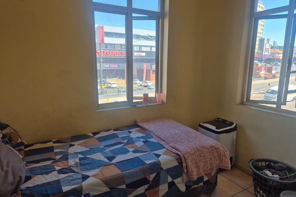 2 bedroom apartment prime investment opportunity - Photo 5