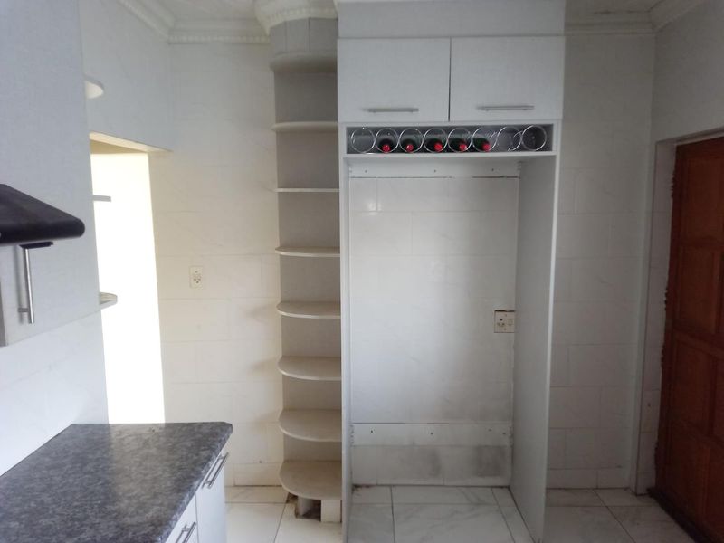 House for sale in Theresapark. - Photo 4