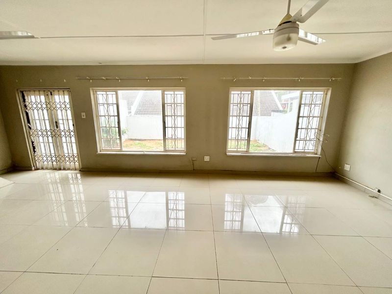 HENDRA - RENOVATORS DREAM TO TRANSFORM CINDERELLA - Photo 5