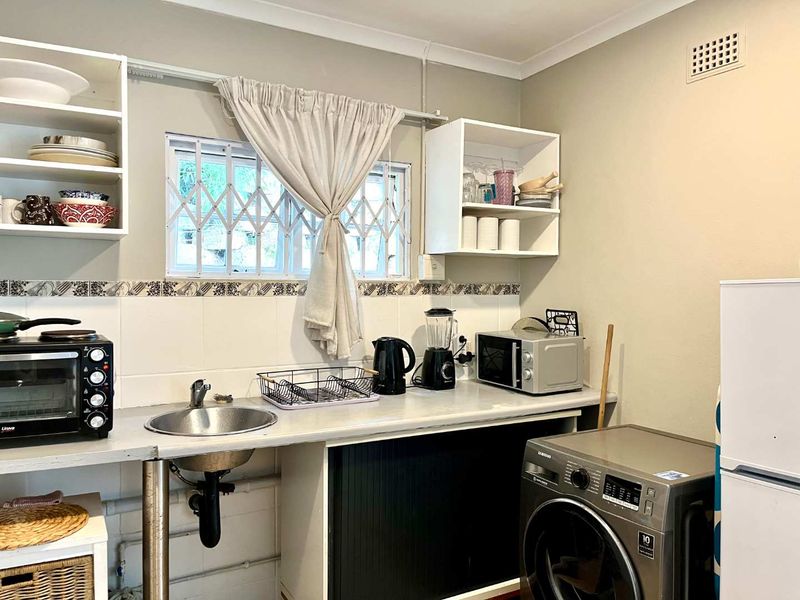 Hidden Gem in Westriding | Charming 2-Bedroom Freestanding Home - Photo 9