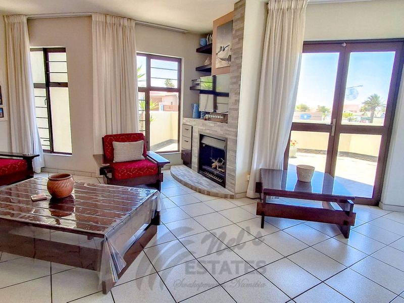 Townhouse For Sale in Central Swakopmund - Photo 2