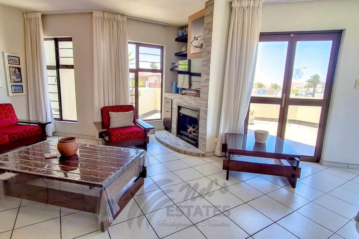 Townhouse For Sale in Central Swakopmund - Photo 2