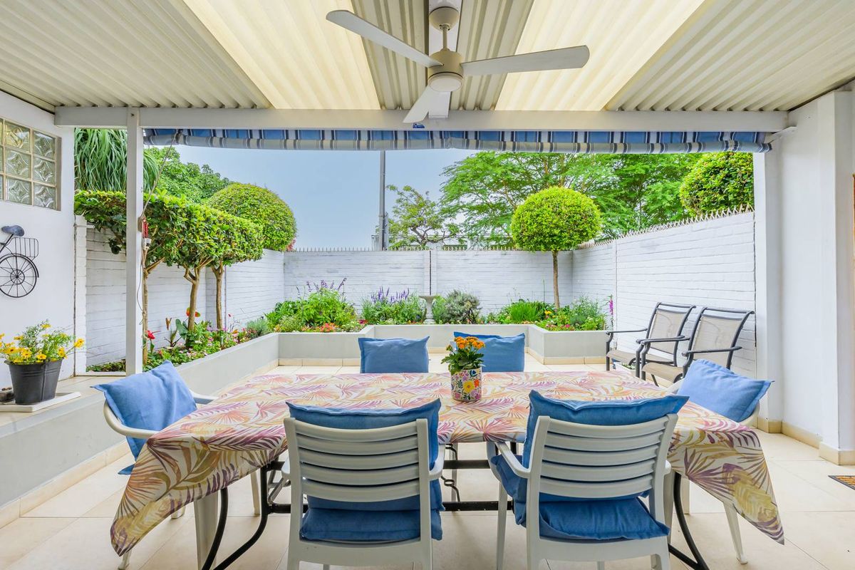 Position Position Position!!  100 Meters to Umhlanga Village - Photo 5