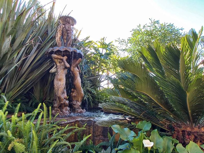 Spacious entertainer stacked with lifestyle advantages – A secure investment for the future - Photo 6