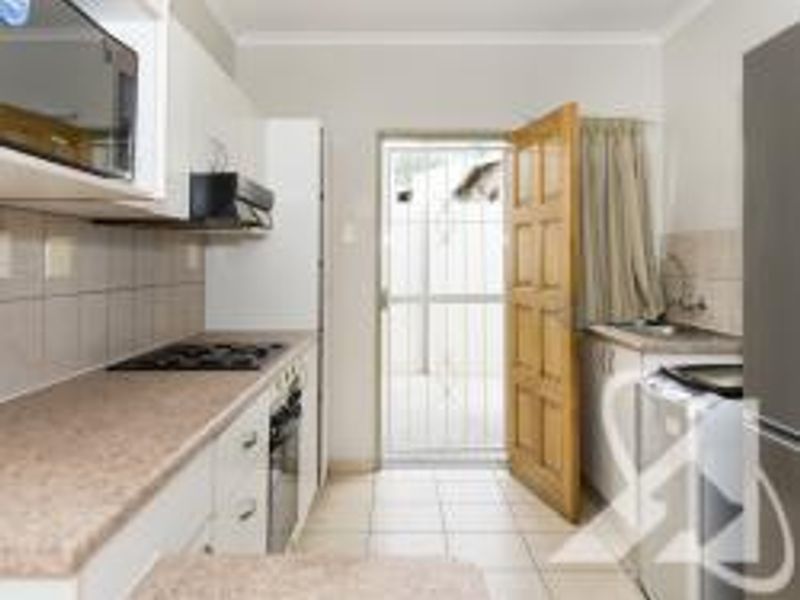 Townhouse for Sale – Pioniers Park Ext 1 - Photo 5
