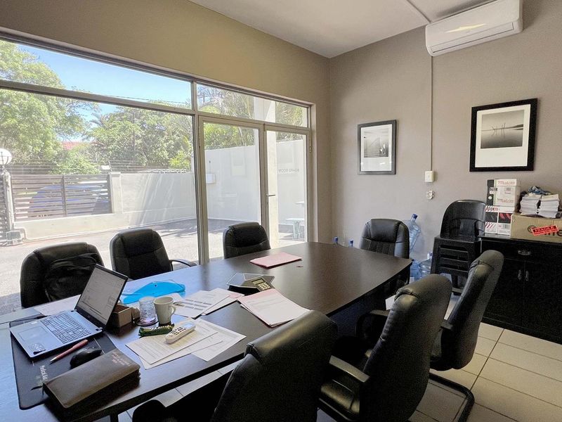 UNIQUE OFFICE SPACE IN THE HEART OF UMHLANGA - Photo 6
