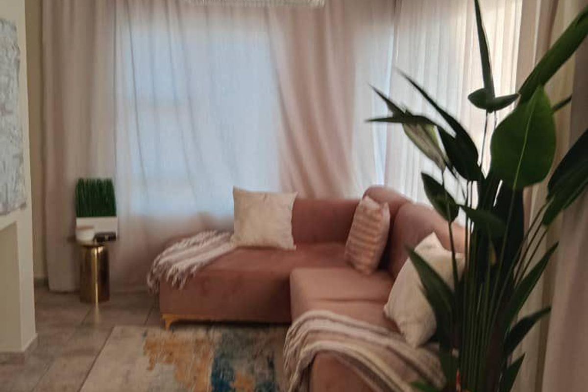 Fully furnished apartment in Long beach - Photo 5