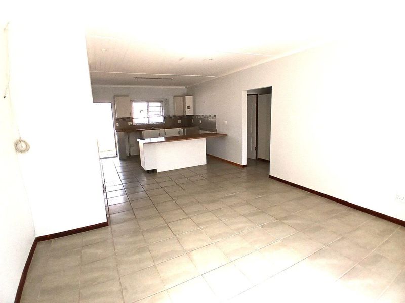 BUILT 6 YEARS BACK; WALKING DISTANCE TO OCEAN - Photo 5