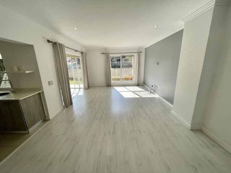 Hendra - Modern 3 Bedroom Duplex To Let in Kindlewood Estate - Photo 6