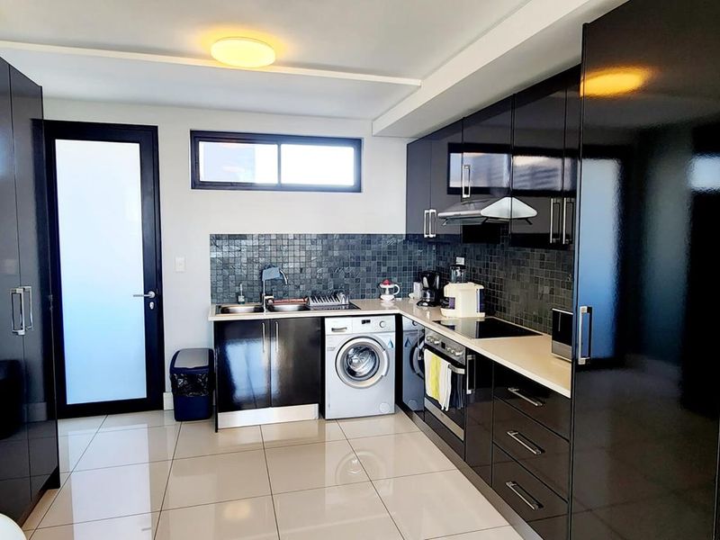 77 On Independence - Photo 10