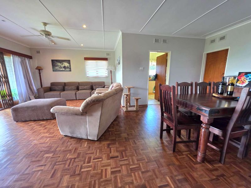 5 Bedroom Family Home FOR SALE in Northdene! - Photo 8