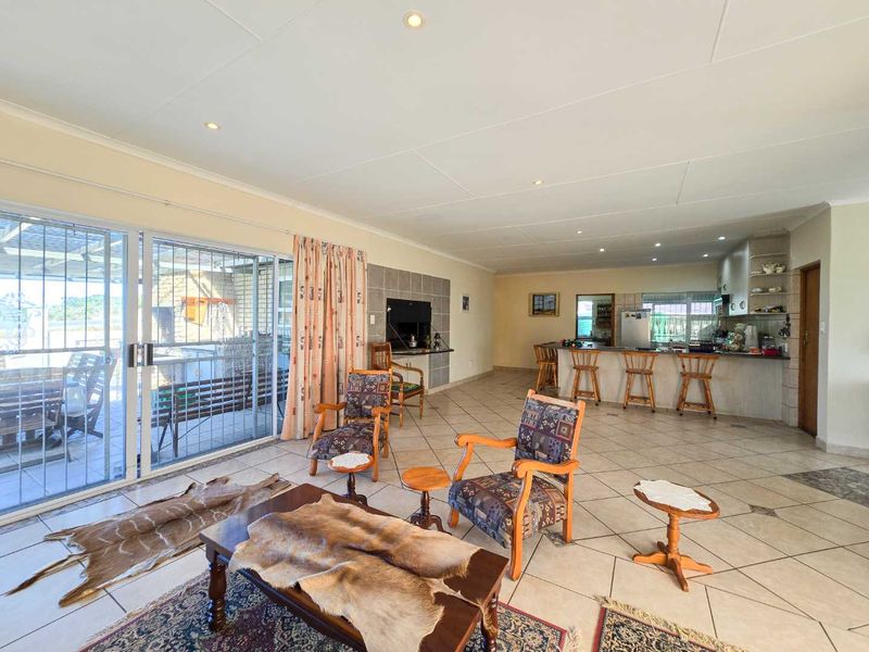 Low maintenance family home for sale in Stilbaai-Wes. - Photo 7
