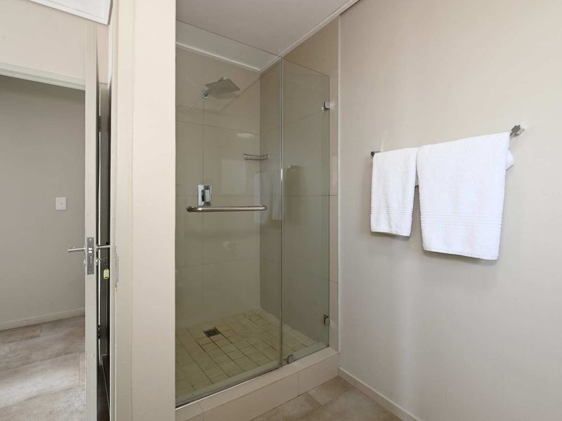 Ultra-Luxury Beachfront Penthouse | Private Rooftop | Fully Furnished | Blouberg - Photo 7