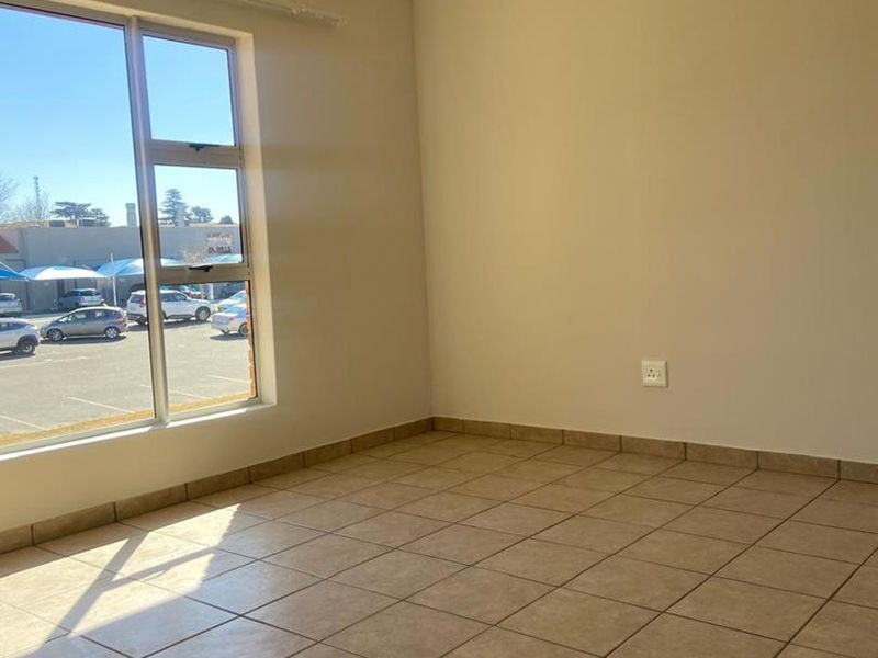 2 Bedroom Townhouse - Photo 6