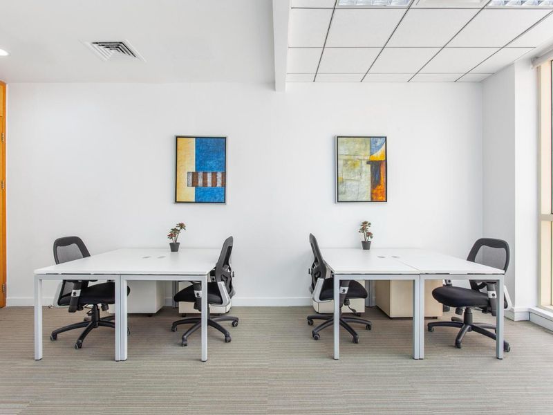 Private office space tailored to your business’ unique needs in Regus Foundershill. - Photo 1