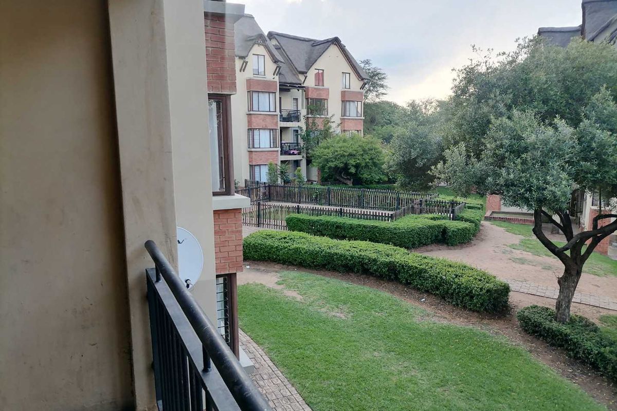 **Charming 2-Bedroom Apartment for Sale in 21 Zambezi Estates** - Photo 2