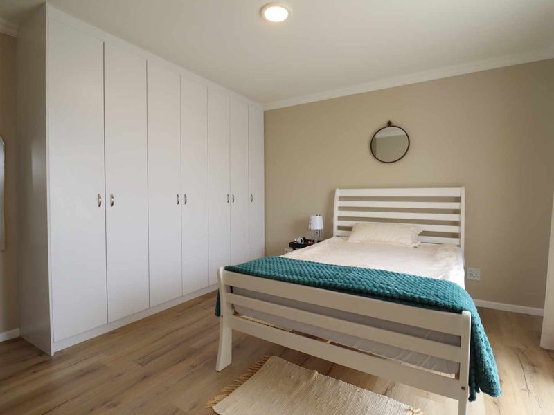 Modern One-Level Coastal Townhouse with Private Garden for Sale in Swakopmund, Namibia - Photo 7