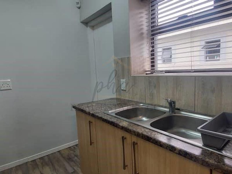 Fully Furnished Dual Living Home – Ocean View - Photo 10