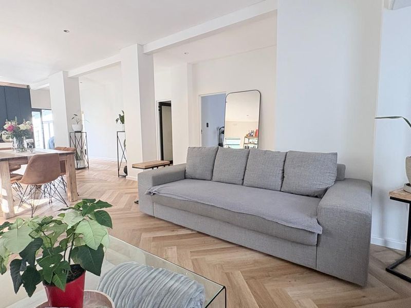 Renovated Three Bedroom Pet Friendly House - Claremont - Photo 8
