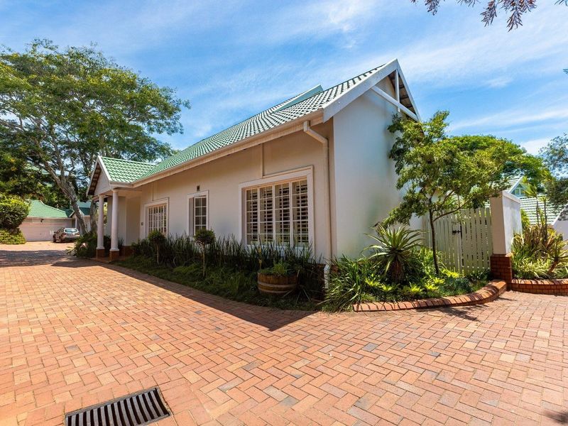 Immaculate 4 Bedroom Family Home - Photo 1