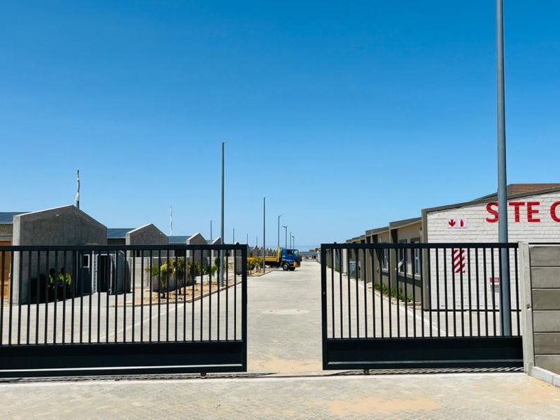 Lovely Townhouses for sale in Walvis Bay-Dunes Estate - Photo 5