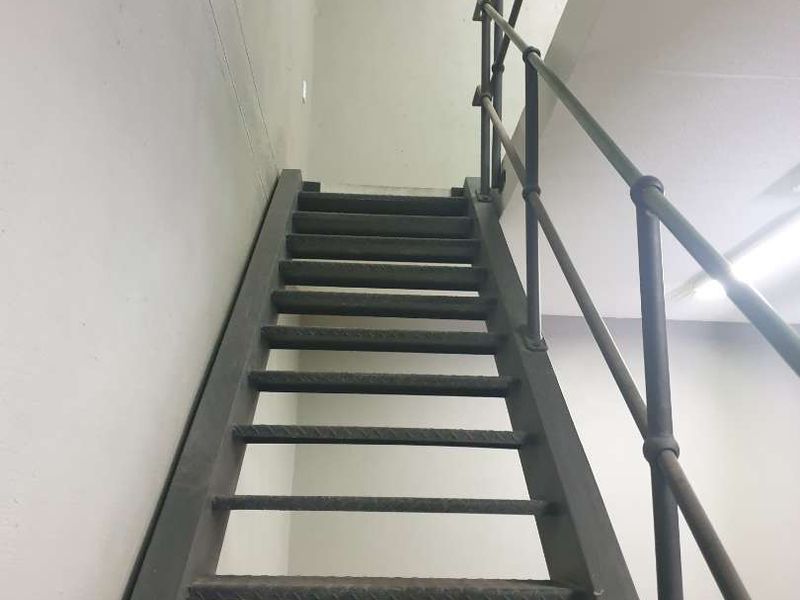 PROSPERITA WAREHOUSE TO LET - Photo 5