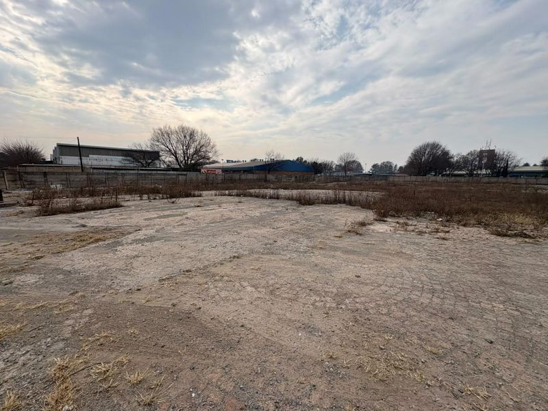 Prime 1.2ha Commercial Corner Stand near R59 - Photo 10