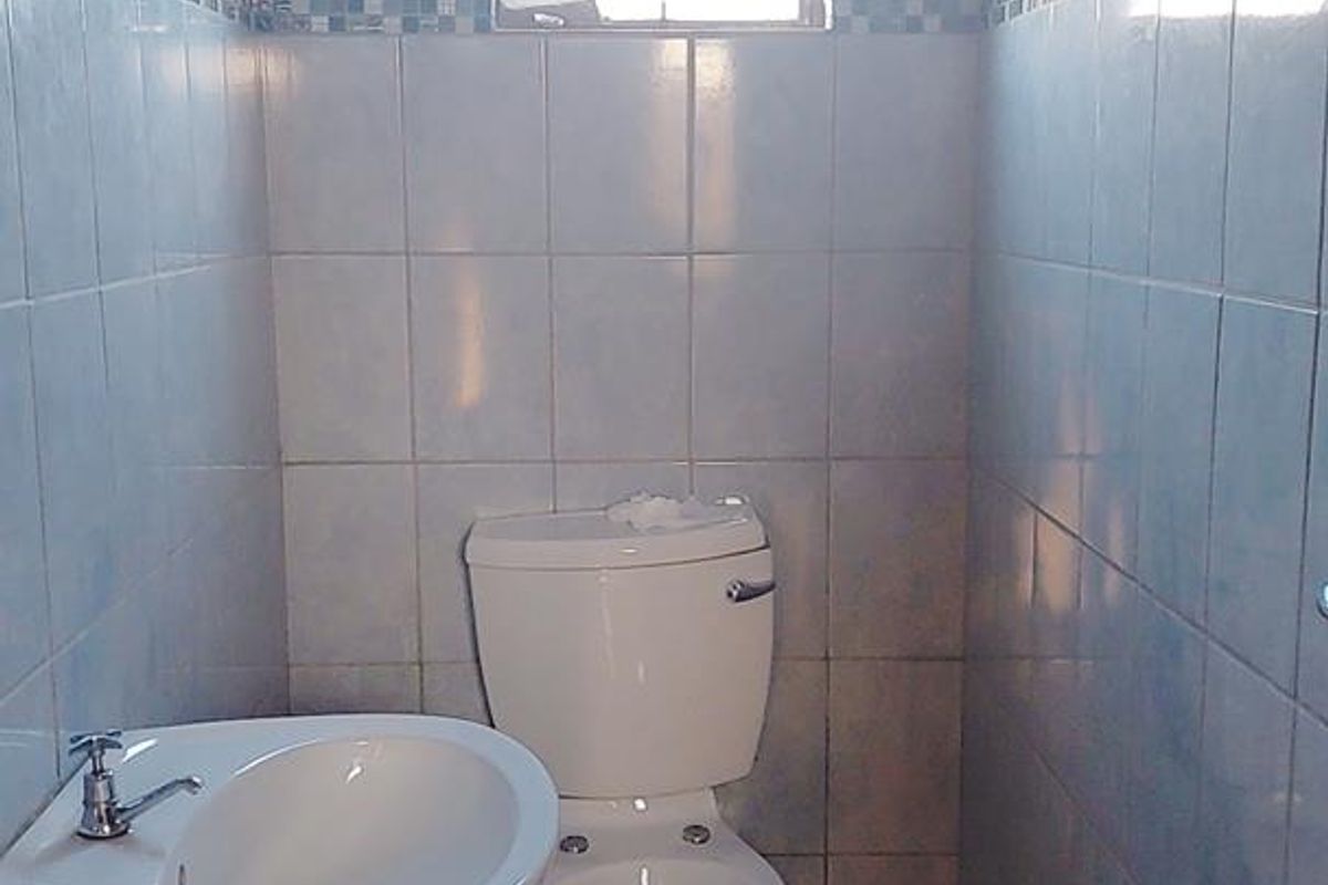 Secure Steady Income with This 6-Unit Rental Property - Photo 4