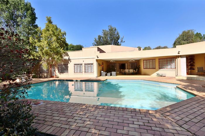 Property #2388839, House Sold in Kelvin