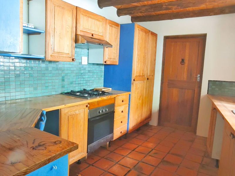 Exceptional Dual Living Property with Panoramic Views - Photo 9