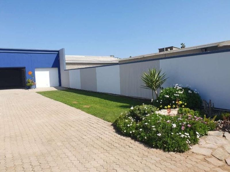 Effortlessly Luxurious, Infinitely Stylish, Outstandingly Spaciousness - Photo 9