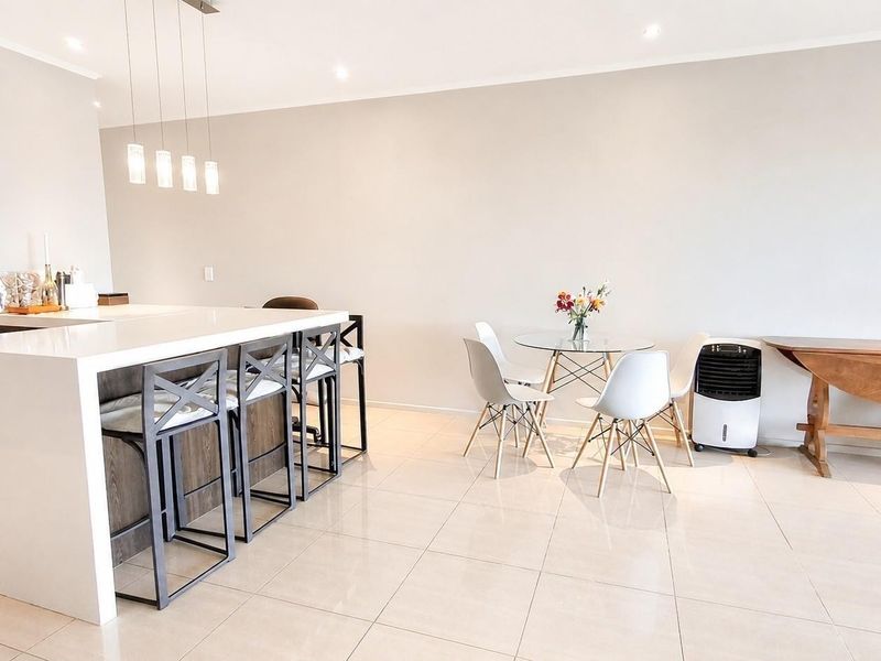 Apartment For Sale in Houghton Estate, Johannesburg - Photo 9