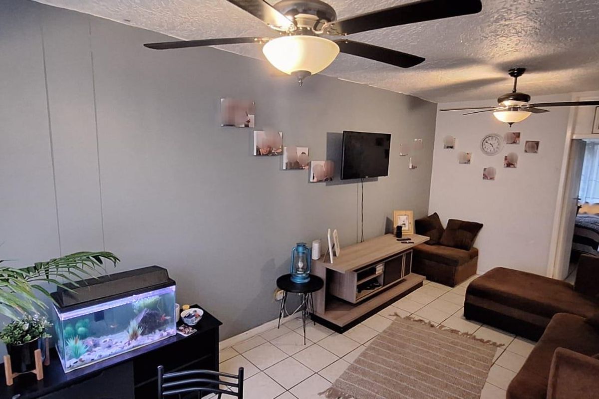 Comfortable 1-Bedroom Apartment in Kilner Park - Photo 3
