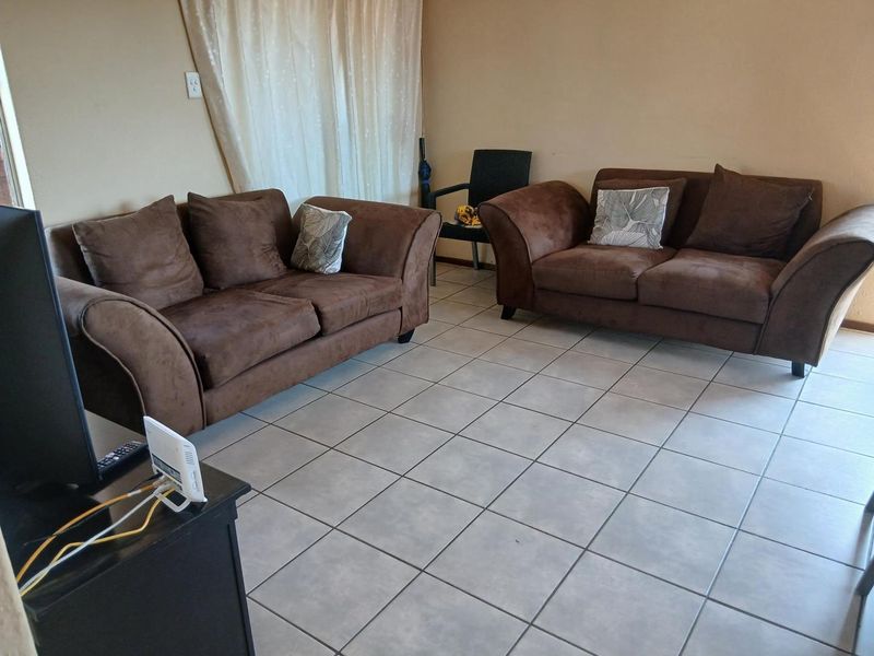 Callin all first time buyers - Photo 3