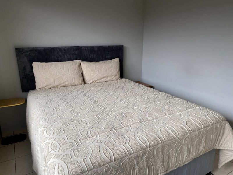 Unbeatable Location!! - Photo 7