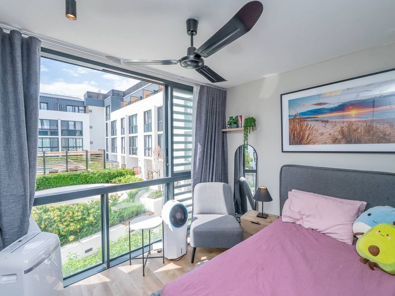 Prestigious shared Apartment living at The One Stellenbosch - Photo 3