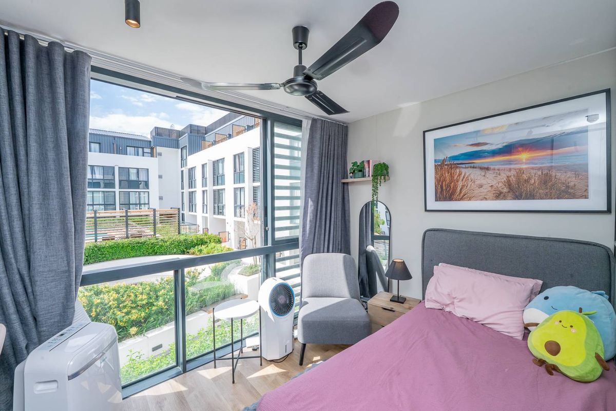 Prestigious shared Apartment living at The One Stellenbosch - Photo 3