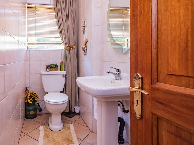 Distinguished Estate living! Only 6 houses in the Estate - Photo 8