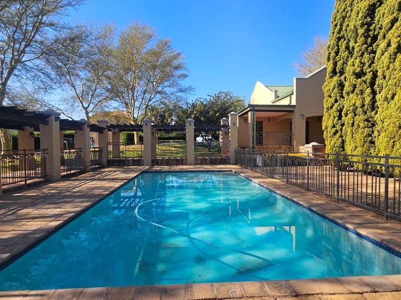 Ideal Opportunity for First-Time Buyers and Investors! - Photo 4