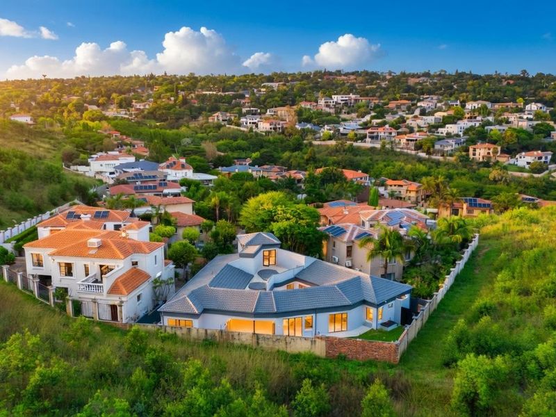 Be the first to rent this Luxury Family Home | Newly Renovated Modern Masterpiece in Prime Waterkloof Ridge - Photo 5