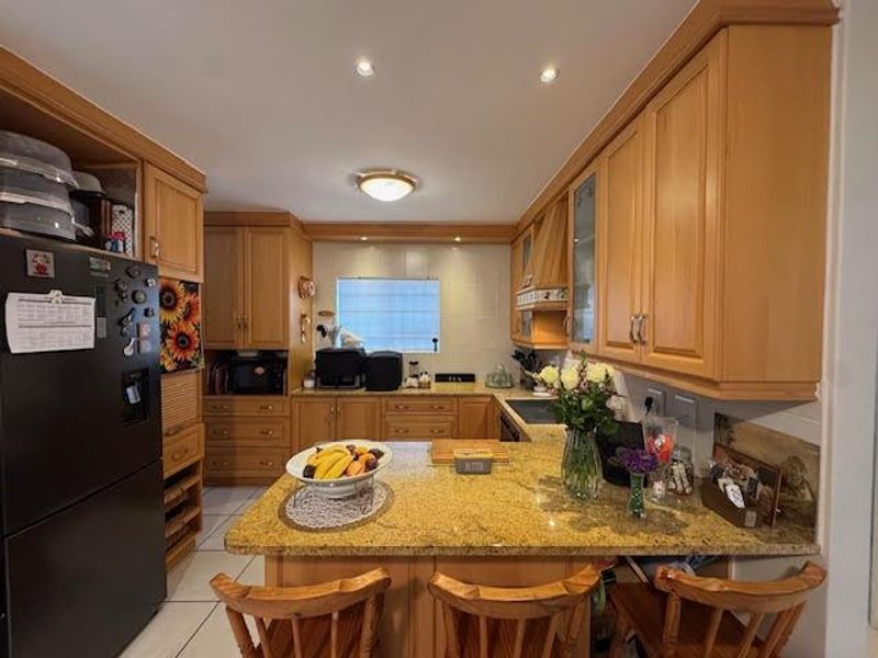 Spacious Separate title 2-bedroom home in La Vie Retirement village - Photo 6