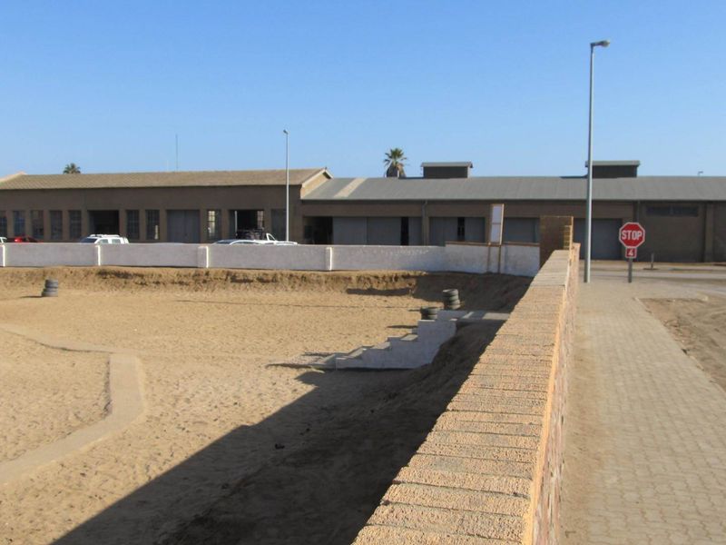 Commercial property in CBD - Photo 3
