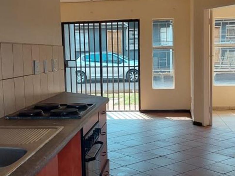 Charming 2-Bedroom Apartment for Sale: Ideal Investment Opportunity - Photo 5