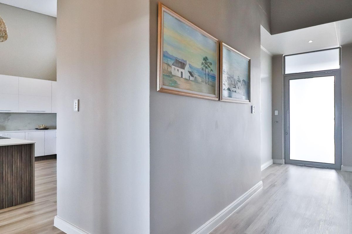 MONTE CHRISTO: WHAT A HOME & LIFESTYLE ON OFFER - Photo 4