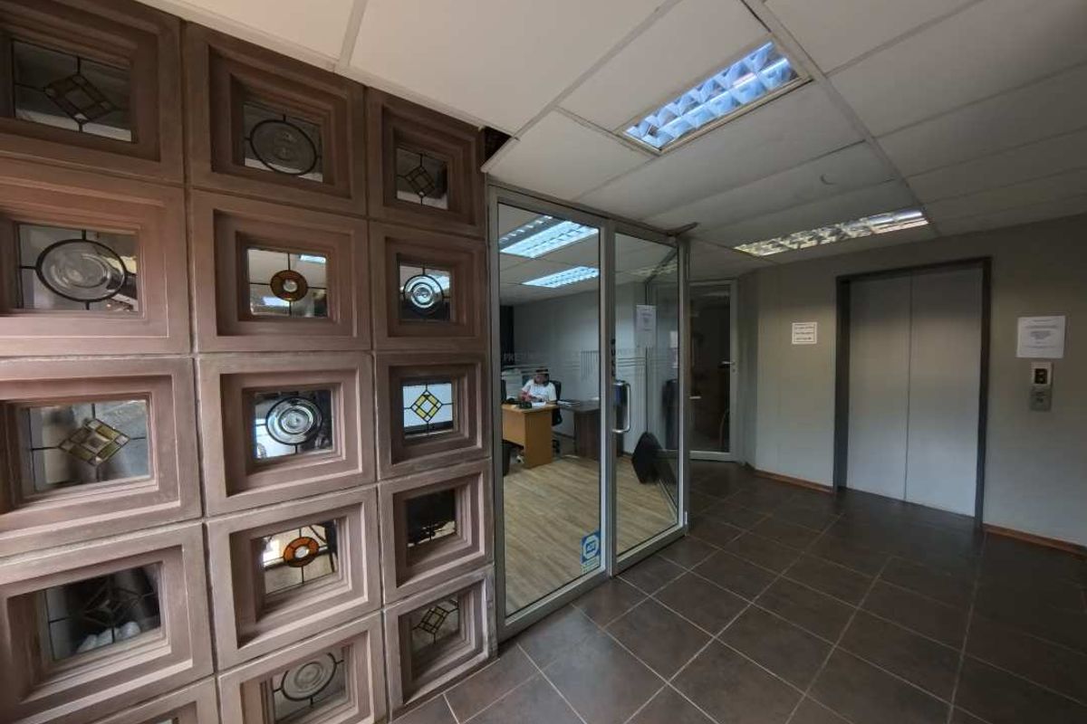 PRIME OFFICES TO RENT AND SITUATED AT 339 HILDA STREET FOR ONLY R 64 500 PER MONTH. - Photo 2